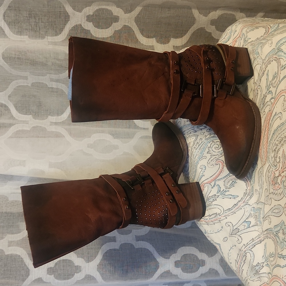 Freebird Coy sz 6